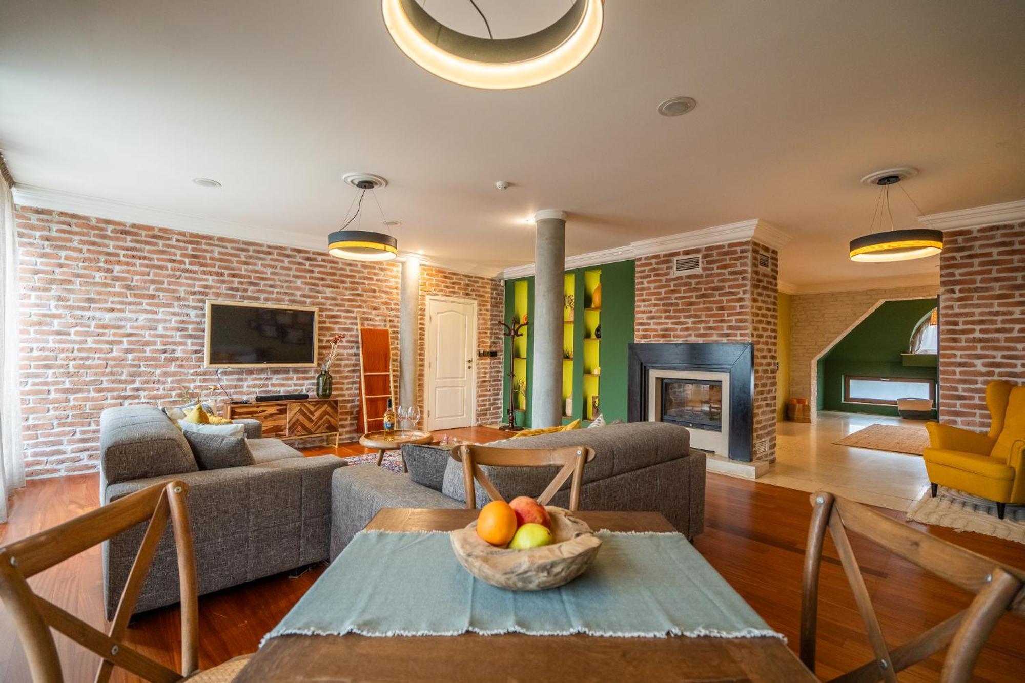 Renovated Boutique Petrus Apartment Sofia