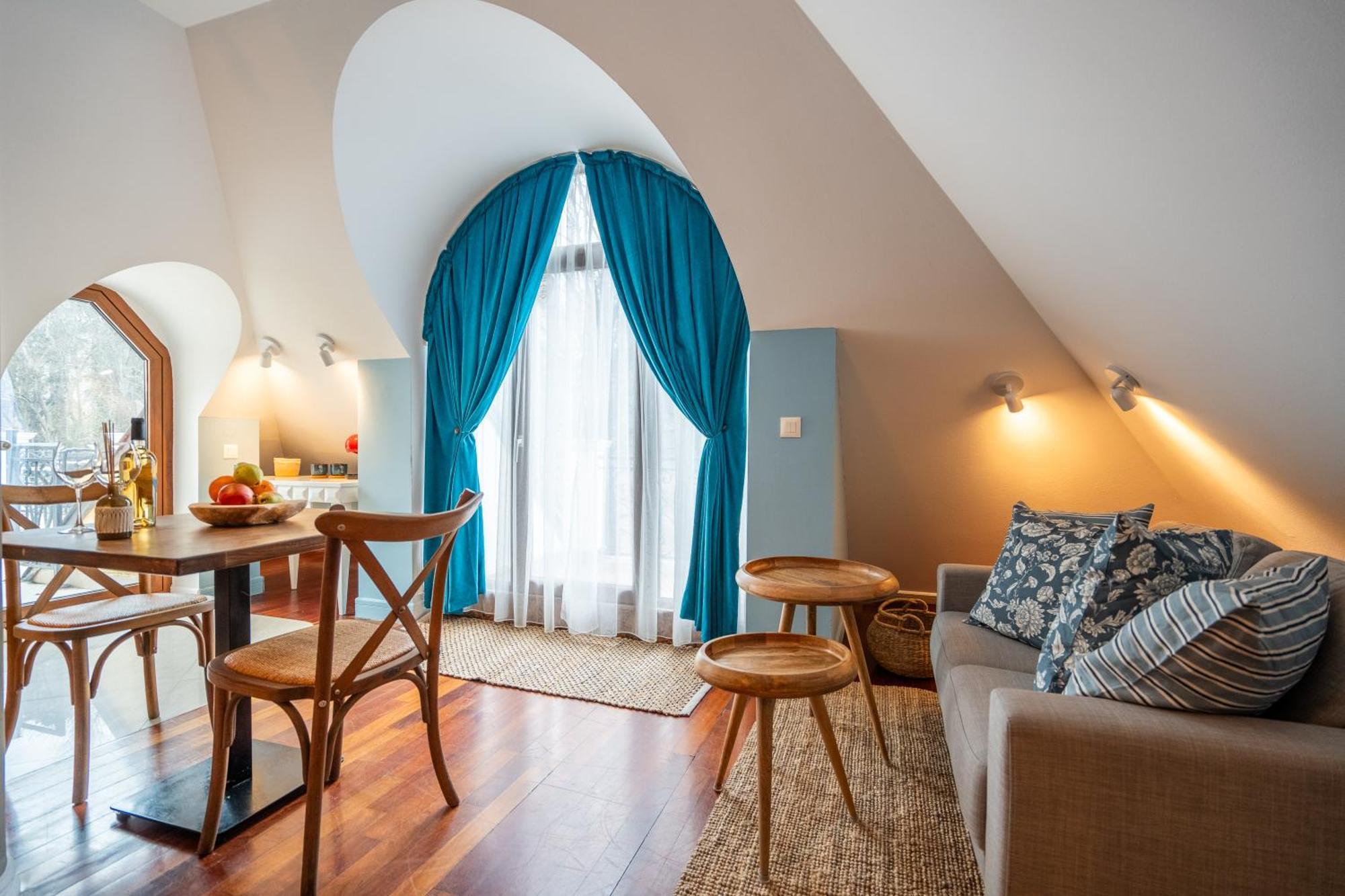 Renovated Boutique Petrus Apartment Sofia