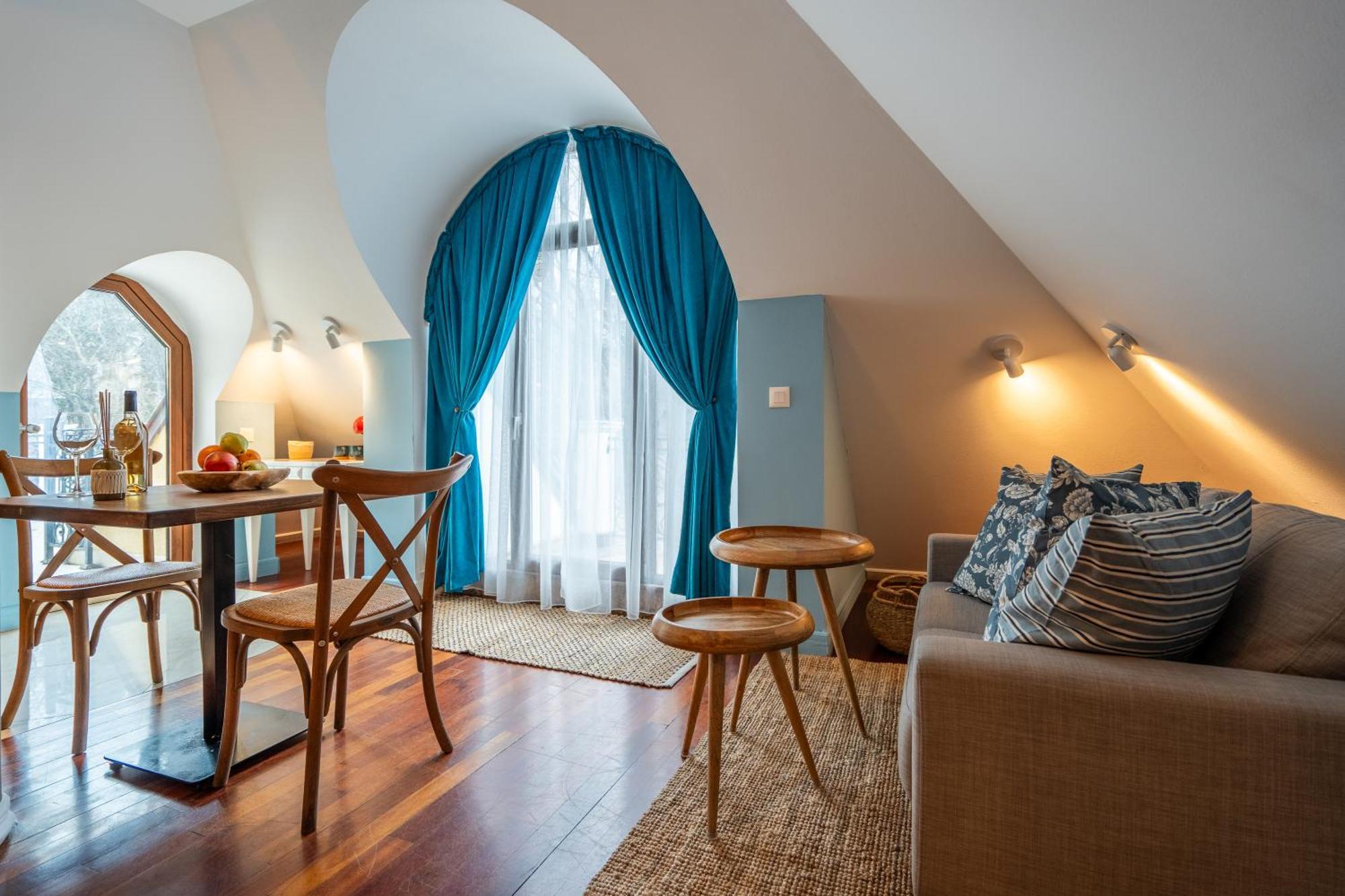 Renovated Boutique Petrus Apartment Sofia