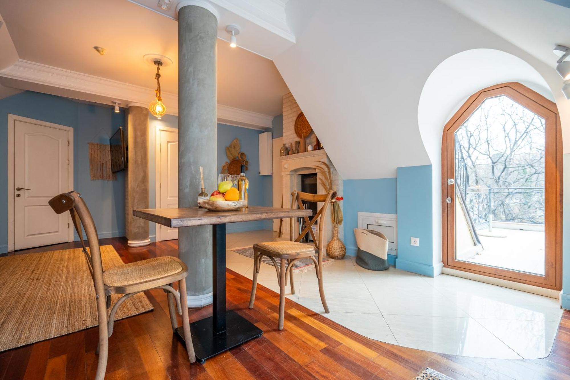 Renovated Boutique Petrus *